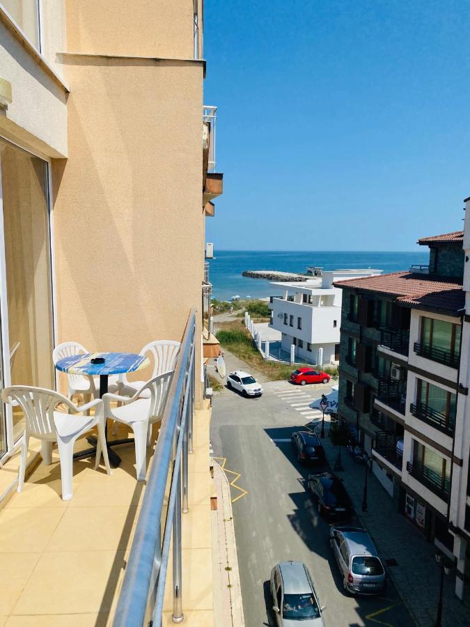 Golden Sea View 2 Apartment